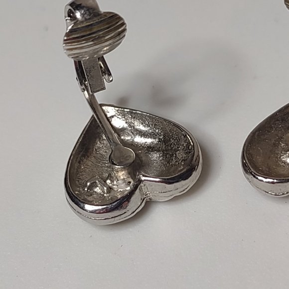 Purple And Silver Tone Vintage Heart Clip On Earrings - Picture 12 of 14